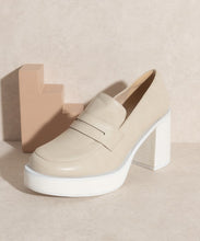 Load image into Gallery viewer, Hannah Platform Penny Loafers