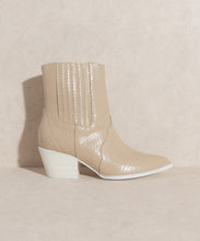 Load image into Gallery viewer, Dawn Western Bootie