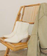 Load image into Gallery viewer, Dawn Western Bootie