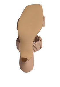 LADY LYNN Slip-on Sandal