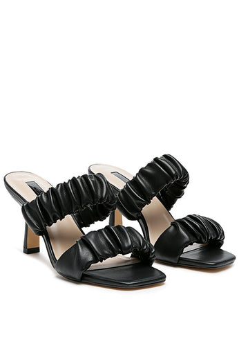 LADY LYNN Slip-on Sandal