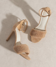 Load image into Gallery viewer, FEATHER Heel