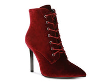 Load image into Gallery viewer, BORNSTA Velvet Boots