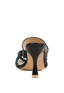 CHIRI Criss Cross Sandal