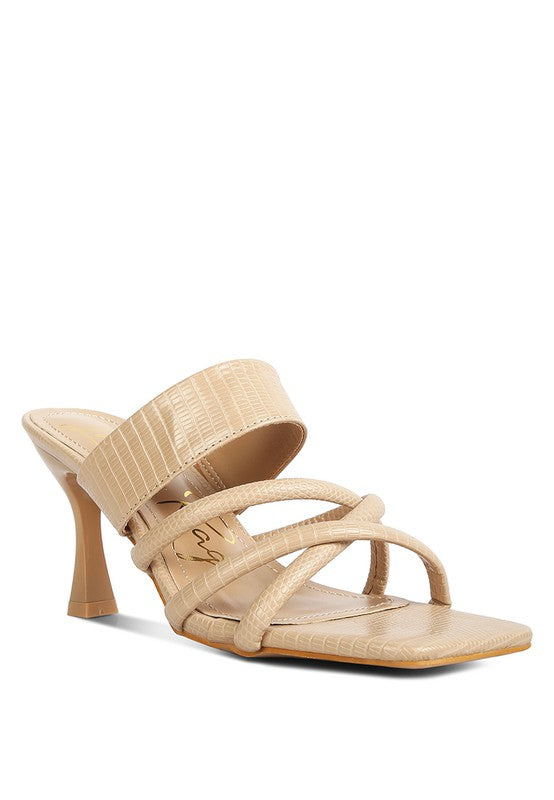 CHIRI Criss Cross Sandal