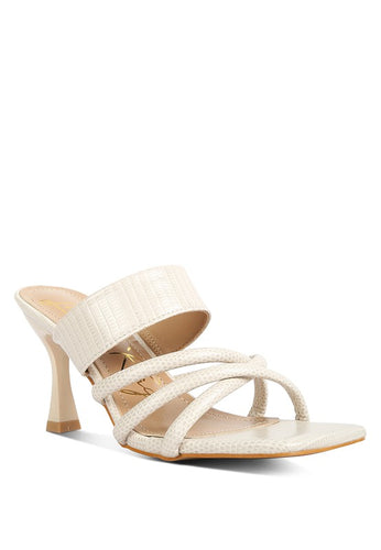 CHIRI Criss Cross Sandal