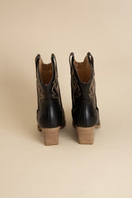 Load image into Gallery viewer, BLAZING-S WESTERN BOOTS
