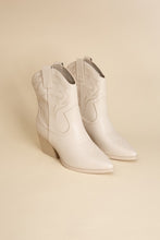 Load image into Gallery viewer, BLAZING-S WESTERN BOOTS