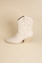 Load image into Gallery viewer, BLAZING-S WESTERN BOOTS