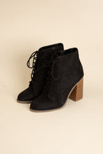 Load image into Gallery viewer, Kidman Lace Up Boots