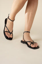 Load image into Gallery viewer, ELIO-1 Flat Sandals