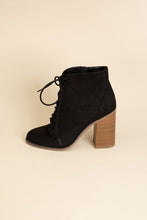 Load image into Gallery viewer, Kidman Lace Up Boots