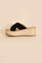 Load image into Gallery viewer, Height-S-Raffia Platform slides