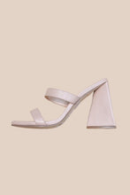 Load image into Gallery viewer, HER PREIMIERE Mules
