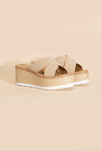Load image into Gallery viewer, Height-S-Raffia Platform slides
