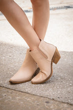 Load image into Gallery viewer, Western Style Cut Out Leather Booties
