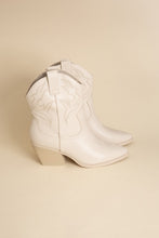 Load image into Gallery viewer, BLAZING-S WESTERN BOOTS