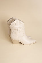 Load image into Gallery viewer, BLAZING-S WESTERN BOOTS