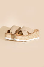 Load image into Gallery viewer, Height-S-Raffia Platform slides