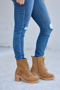 Forever Linked Up Boots